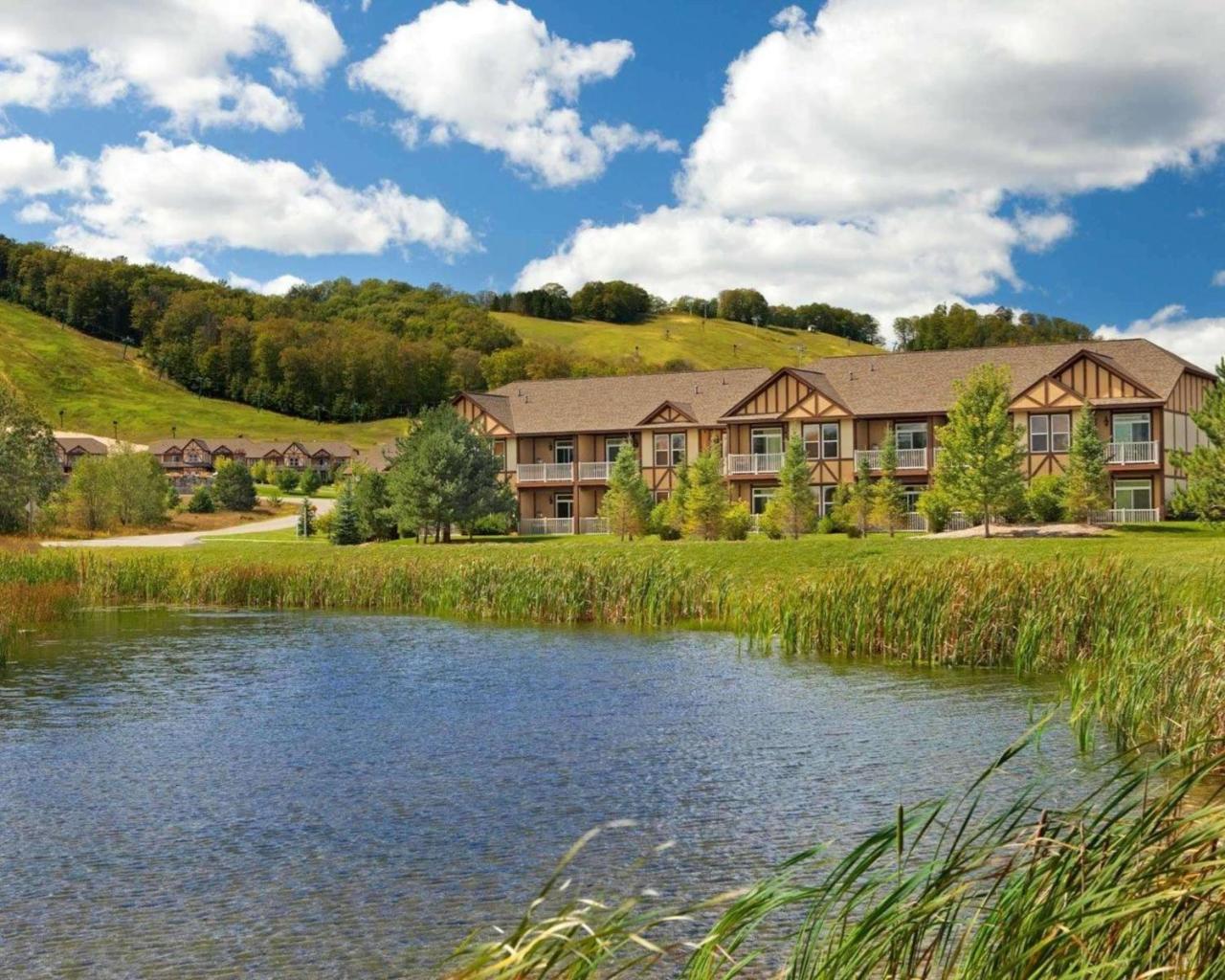 Mountain Run At Boyne Hotel Boyne Falls Eksteriør billede